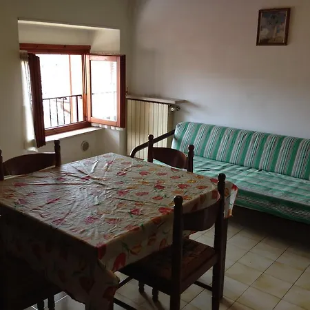 Carla Apartment *